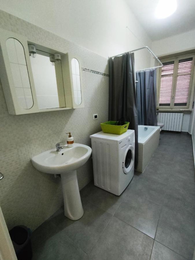 Appartamento Vacanza Orchidea Turin Exterior photo